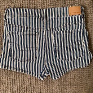 American eagle striped shorts